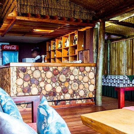 Queen Elizabeth Pvt Lodge Kichwamba Extérieur photo