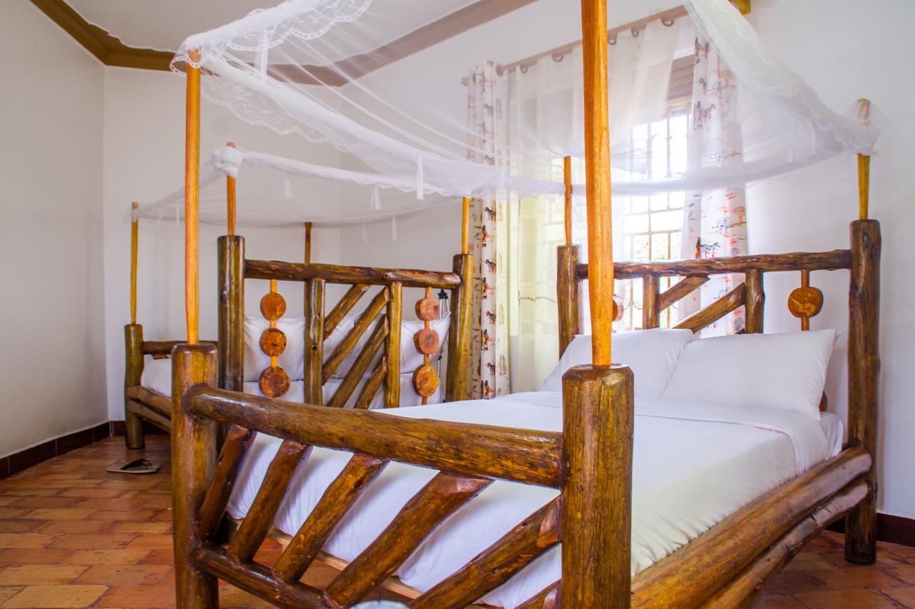 Queen Elizabeth Pvt Lodge Kichwamba Extérieur photo