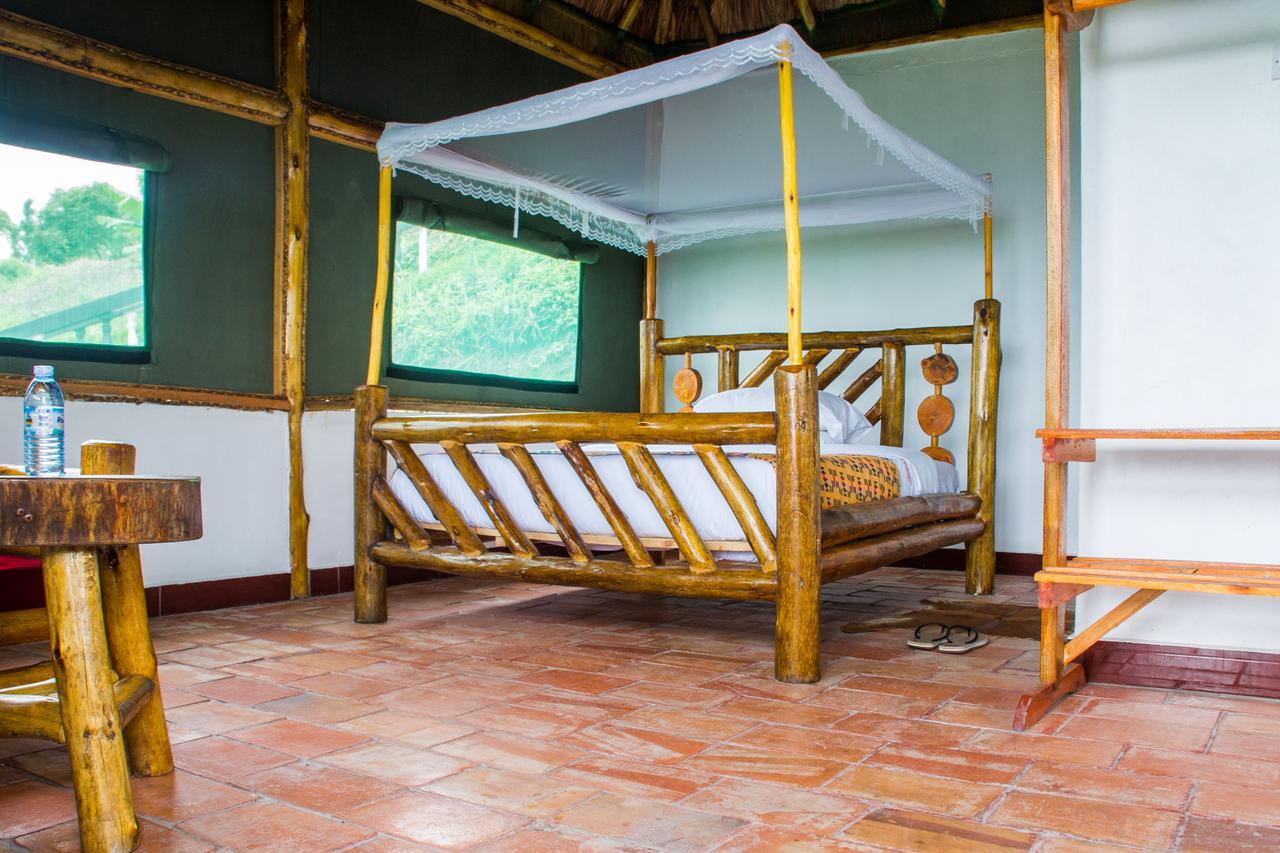 Queen Elizabeth Pvt Lodge Kichwamba Extérieur photo