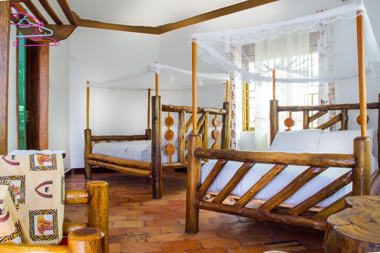 Queen Elizabeth Pvt Lodge Kichwamba Extérieur photo